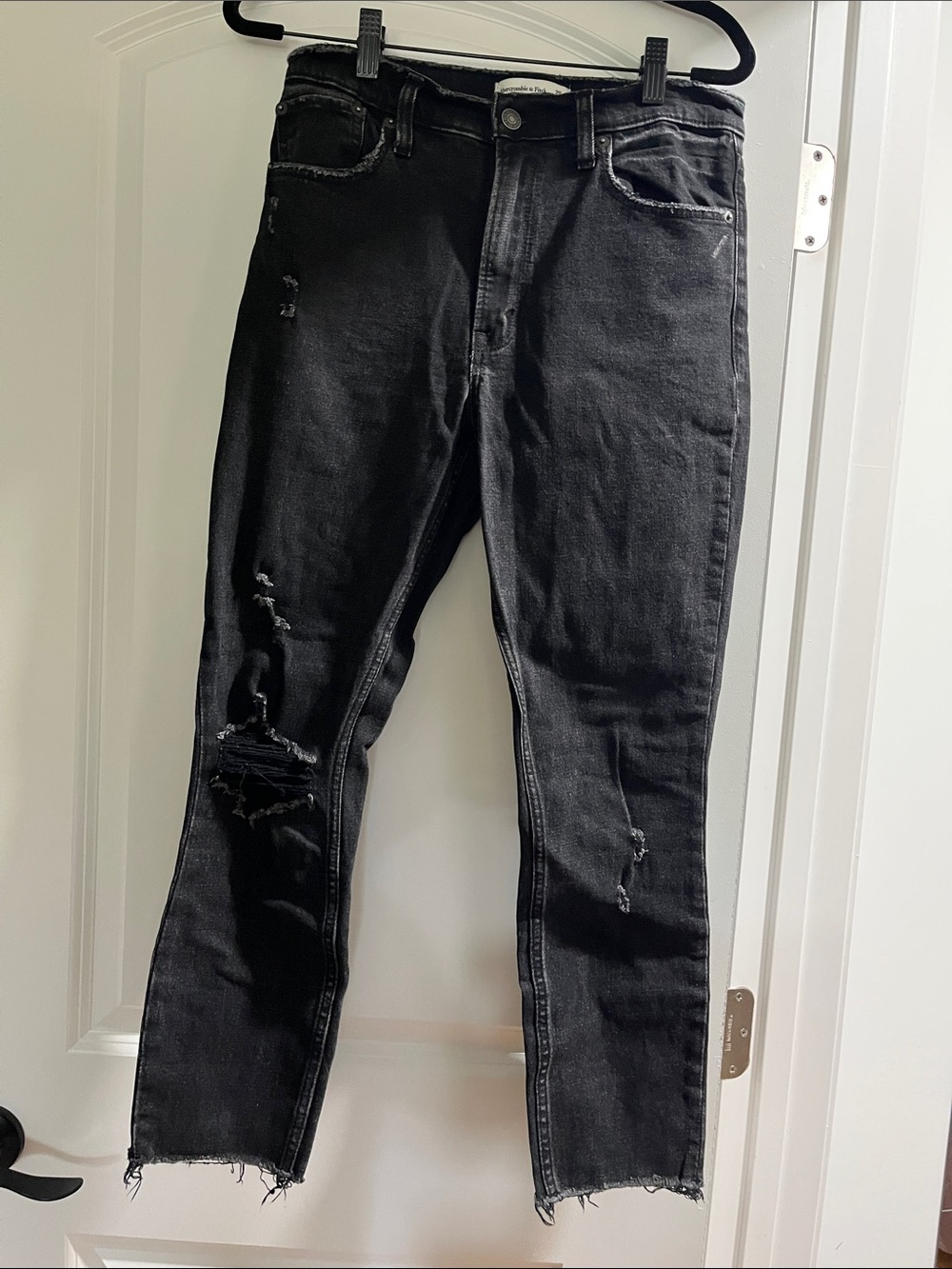 Abercrombie Black Distressed ‘the skinny’ high rise Jeans
